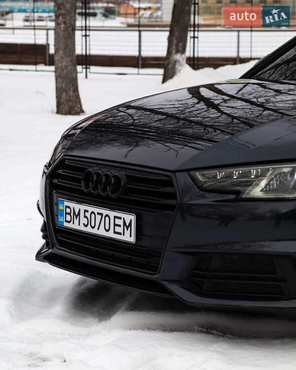 Седан Audi A4 2018 в Сумах