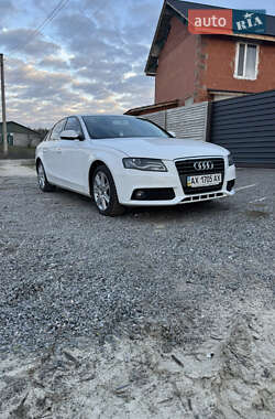Седан Audi A4 2010 в Харкові