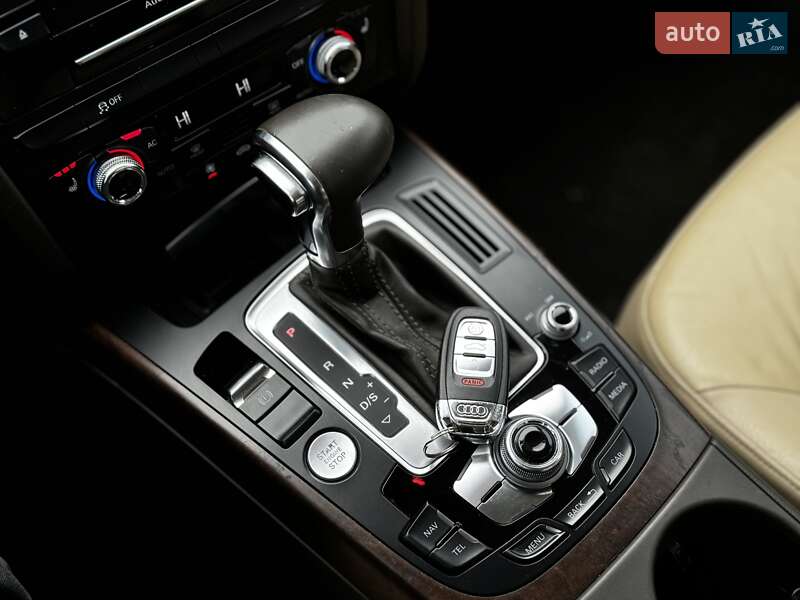 Седан Audi A4 2014 в Харькове