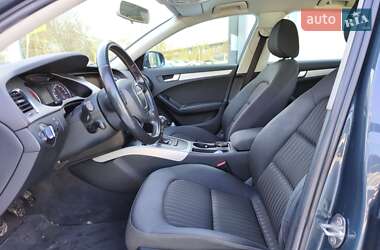 Седан Audi A4 2010 в Днепре