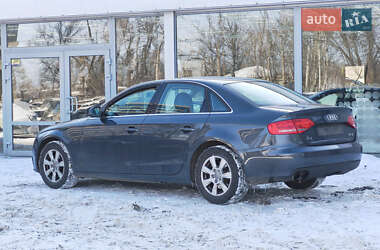 Седан Audi A4 2010 в Днепре