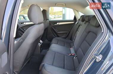 Седан Audi A4 2010 в Днепре