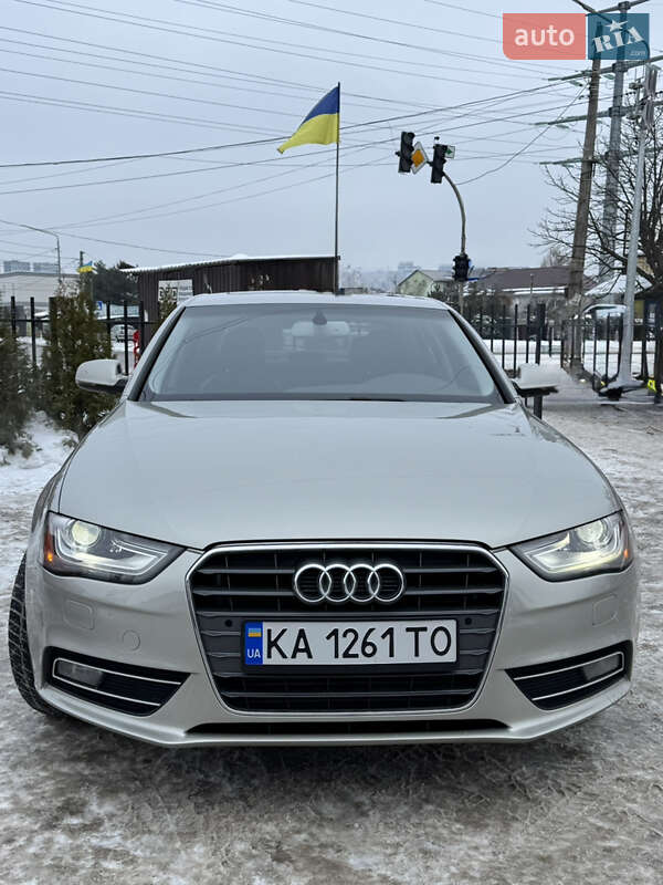 Седан Audi A4 2012 в Києві фото Седан Audi A4 2012 в Києві