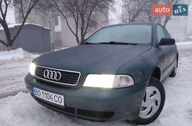Седан Audi A4 1996 в Подволочиске