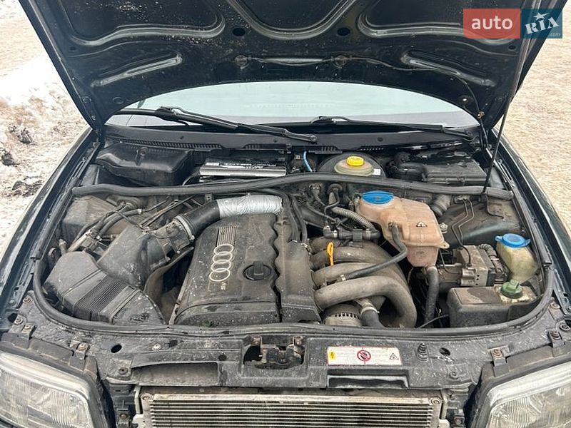 Седан Audi A4 1996 в Хмельницком