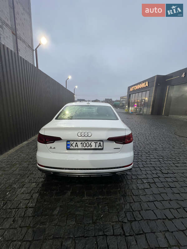 Седан Audi A4 2018 в Киеве