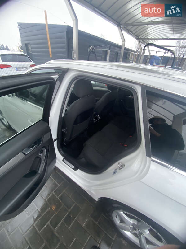 Универсал Audi A4 2014 в Ровно