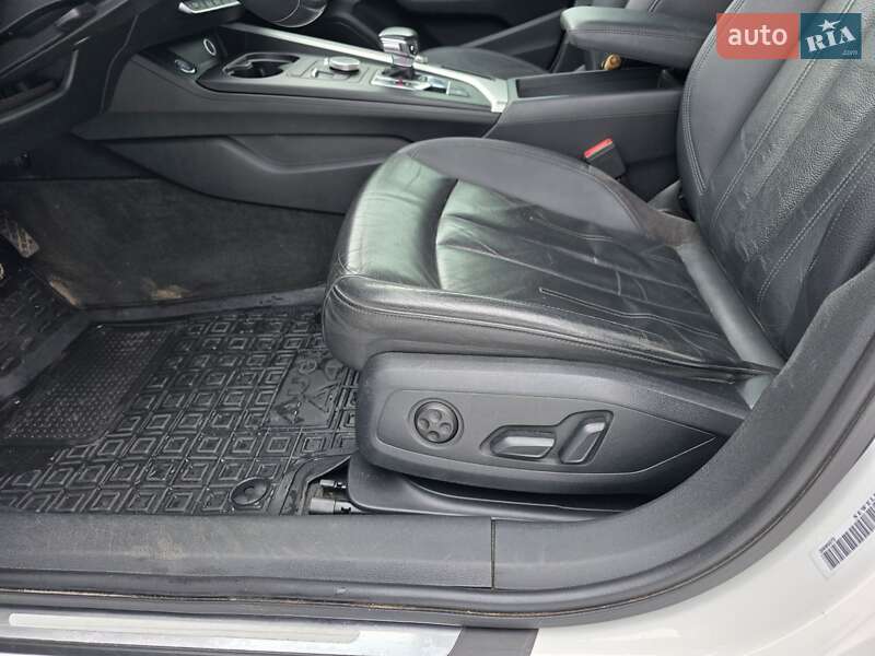 Седан Audi A4 2017 в Харькове