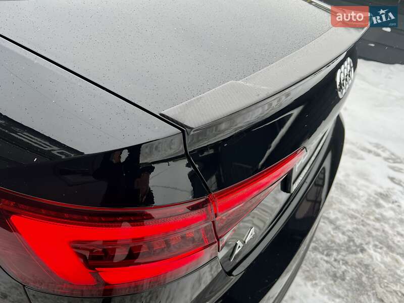 Седан Audi A4 2016 в Києві