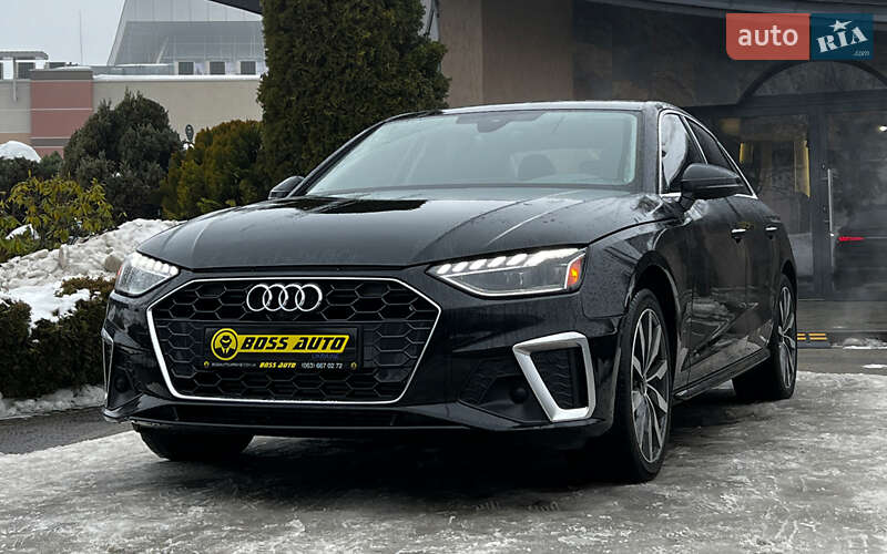 Седан Audi A4 2022 в Львове