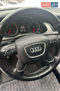 Седан Audi A4 2014 в Ивано-Франковске