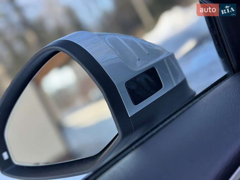 Седан Audi A4 2017 в Дрогобичі