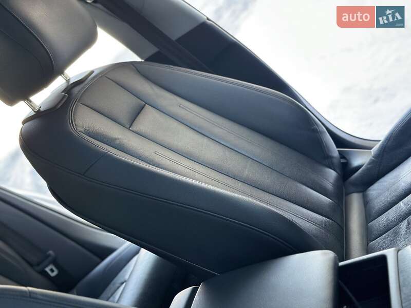 Седан Audi A4 2017 в Дрогобичі