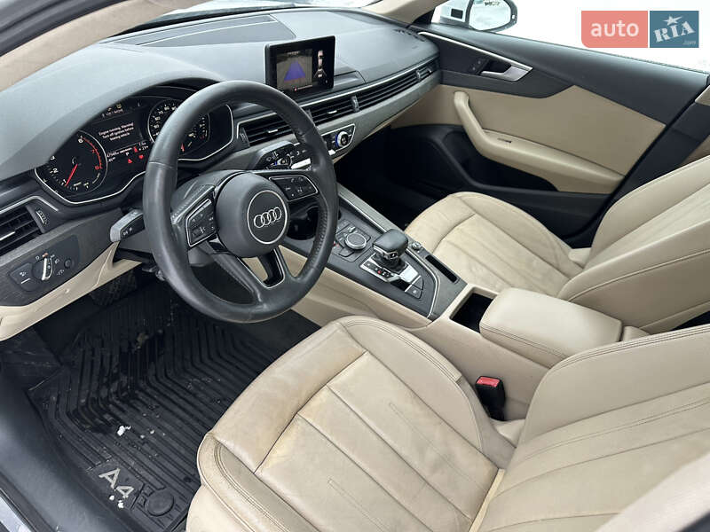 Седан Audi A4 2018 в Рівному