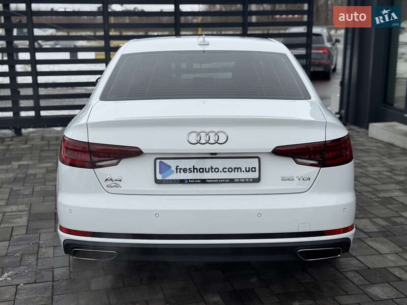 Седан Audi A4 2020 в Рівному