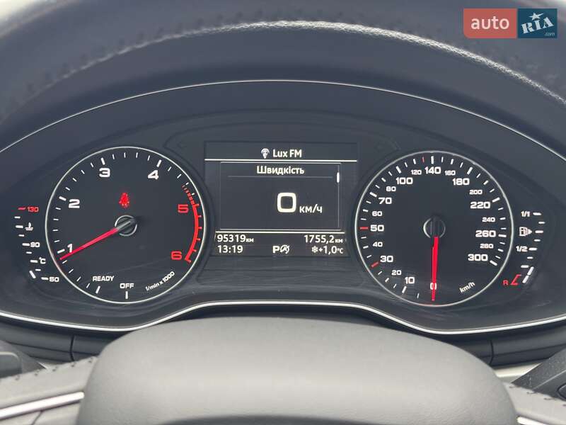 Седан Audi A4 2020 в Рівному