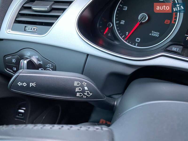 Седан Audi A4 2015 в Хмельницком