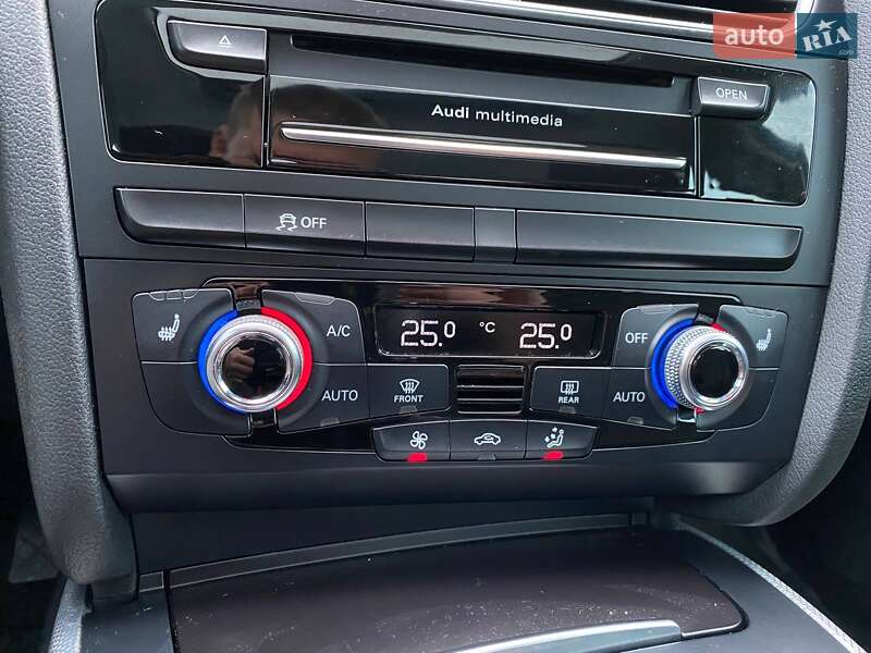 Седан Audi A4 2015 в Хмельницком