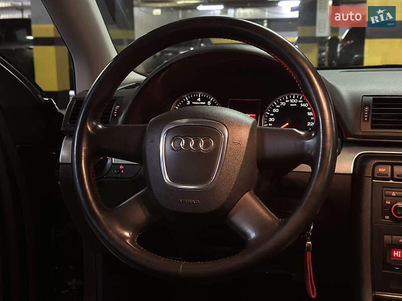 Седан Audi A4 2005 в Днепре
