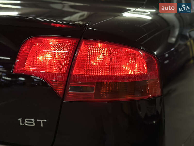 Седан Audi A4 2005 в Днепре