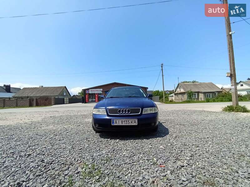 Універсал Audi A4 2000 в Почаєві