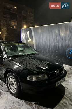 Универсал Audi A4 1999 в Славянске