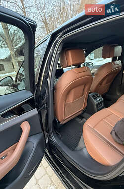 Седан Audi A4 2022 в Львове