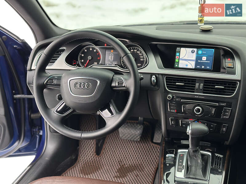 Седан Audi A4 2013 в Киеве