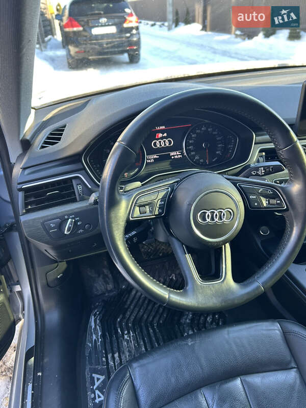 Седан Audi A4 2019 в Києві