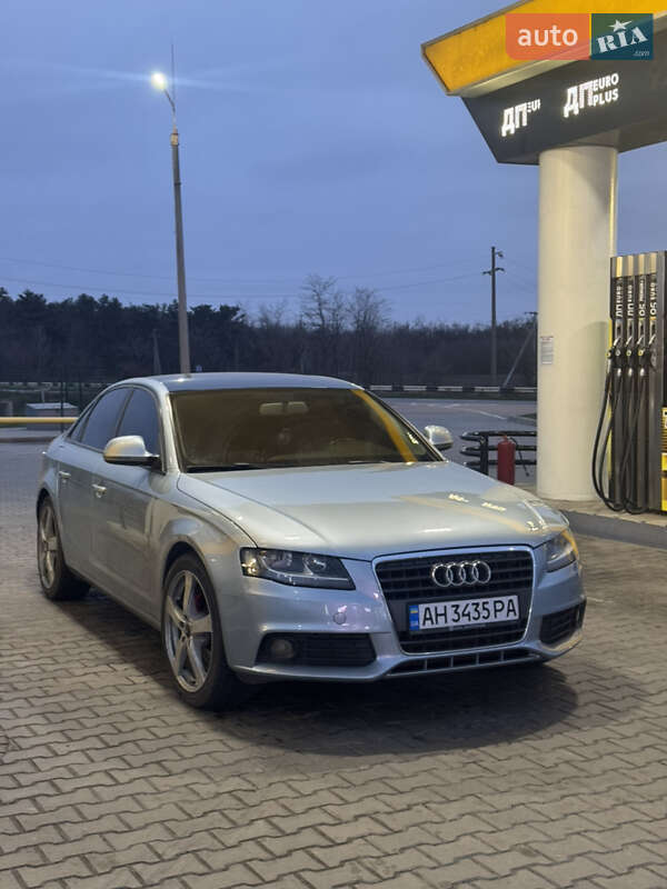 Седан Audi A4 2008 в Киеве