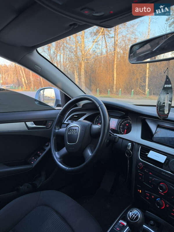 Седан Audi A4 2008 в Киеве