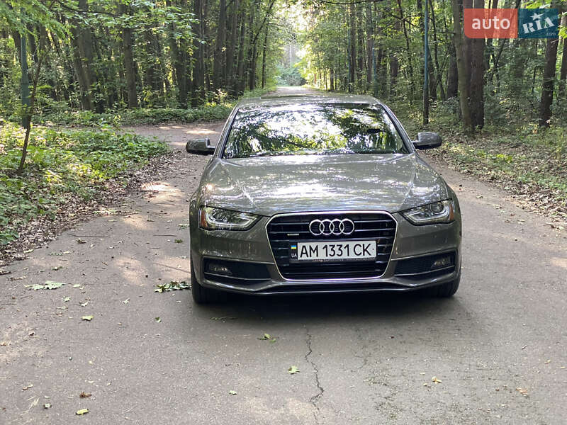 Седан Audi A4 2014 в Бердичеві