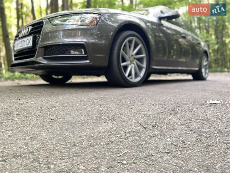 Седан Audi A4 2014 в Бердичеві