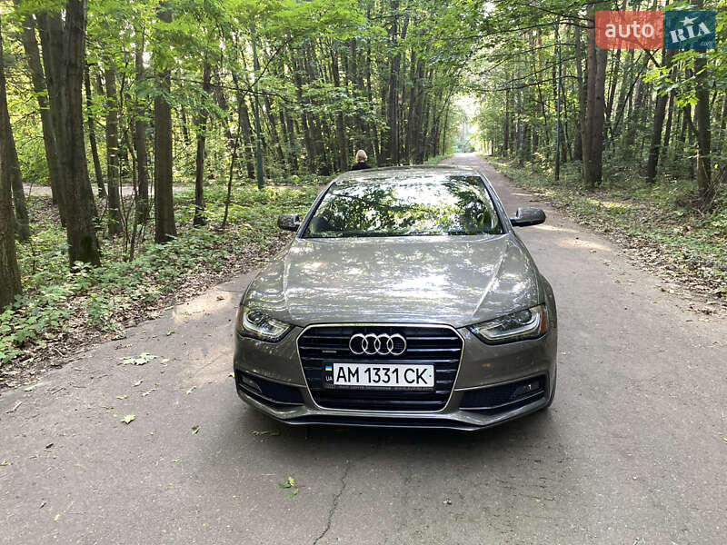 Седан Audi A4 2014 в Бердичеві
