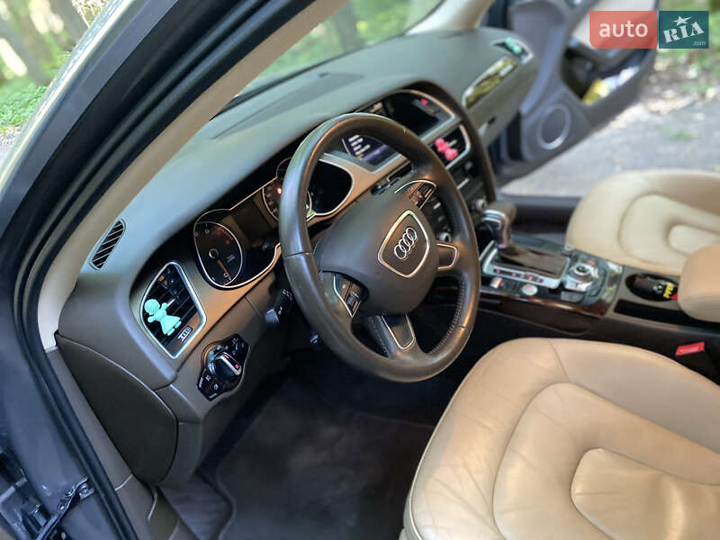 Седан Audi A4 2014 в Бердичеві
