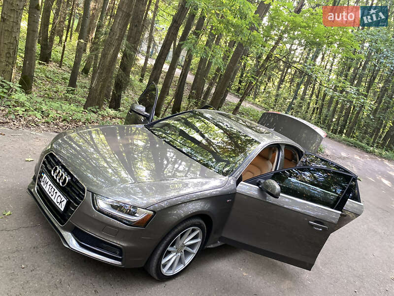 Седан Audi A4 2014 в Бердичеві