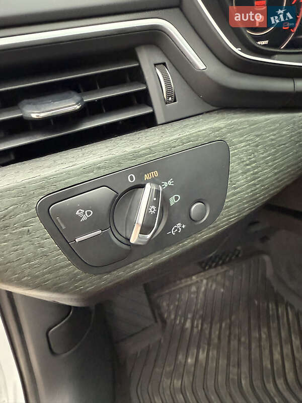 Седан Audi A4 2018 в Білій Церкві