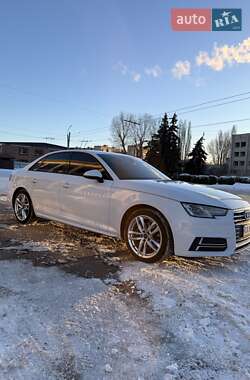 Седан Audi A4 2016 в Черкасах