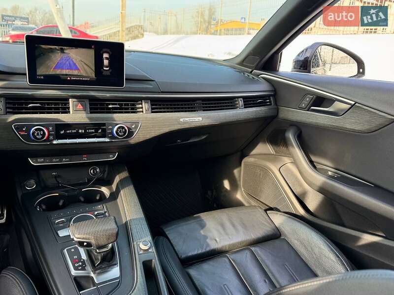 Седан Audi A4 2018 в Києві