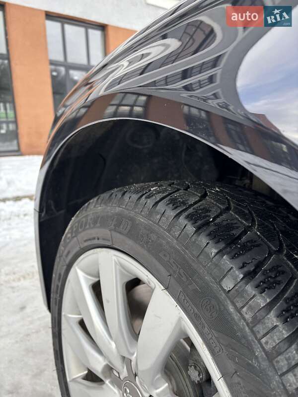 Седан Audi A4 2012 в Львове
