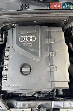 Седан Audi A4 2012 в Львове