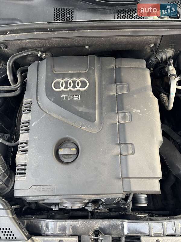 Седан Audi A4 2012 в Львове