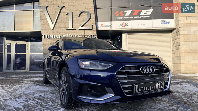 Седан Audi A4 2020 в Дніпрі