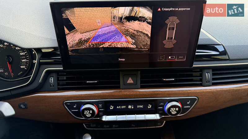 Седан Audi A4 2020 в Дніпрі