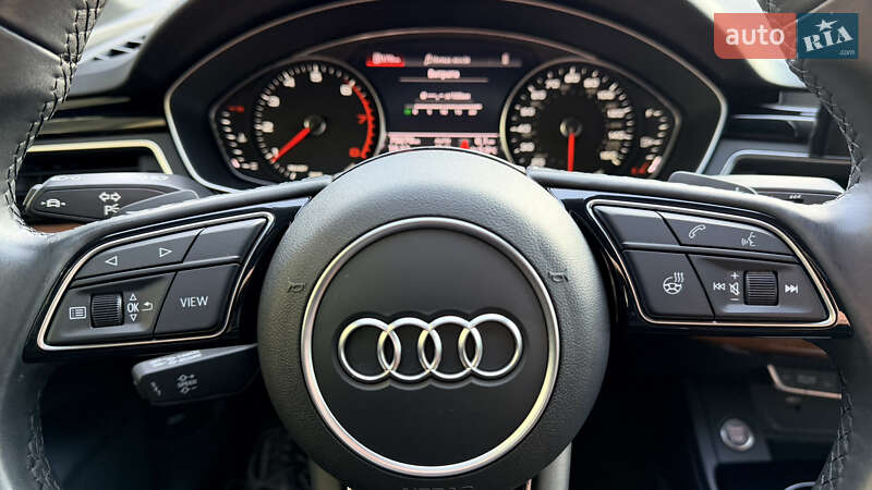 Седан Audi A4 2020 в Дніпрі
