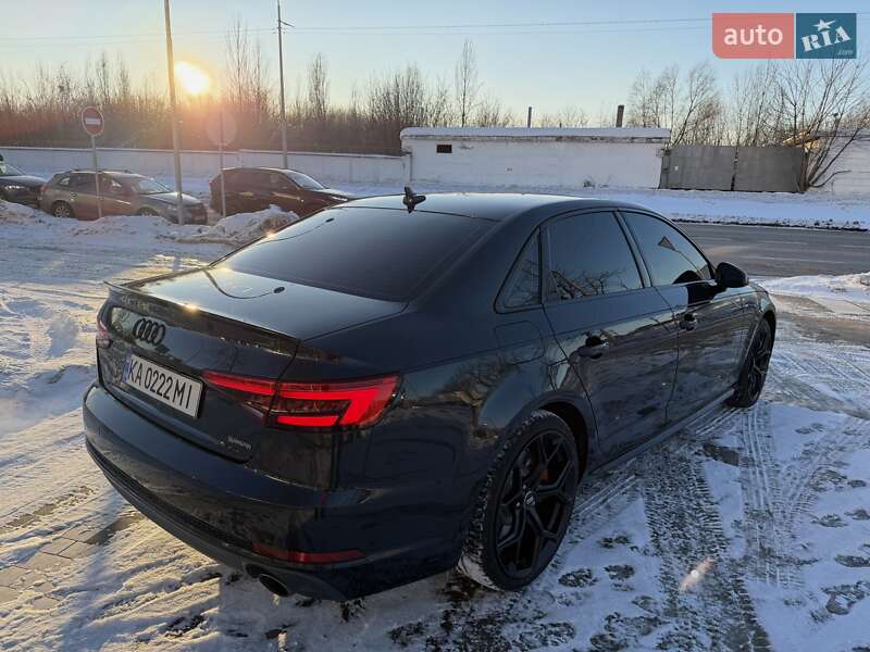 Седан Audi A4 2016 в Киеве