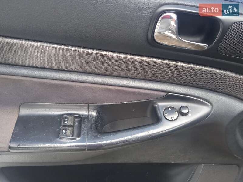 Седан Audi A4 1996 в Нересниці фото 7 Седан Audi A4 1996 в Нересниці