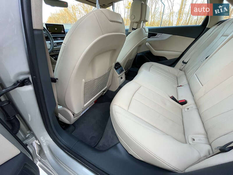 Седан Audi A4 2017 в Луцьку