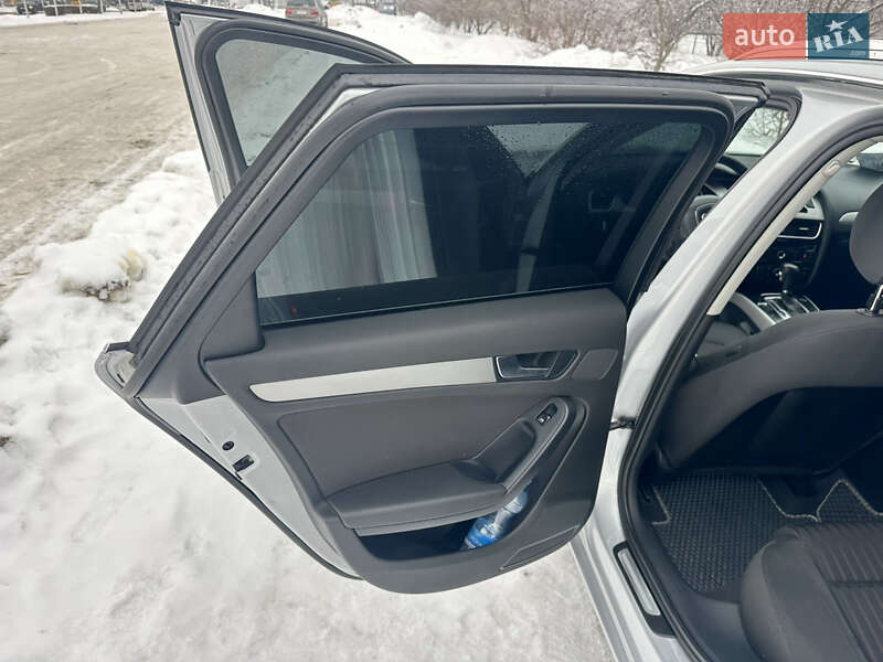 Універсал Audi A4 2011 в Бучі