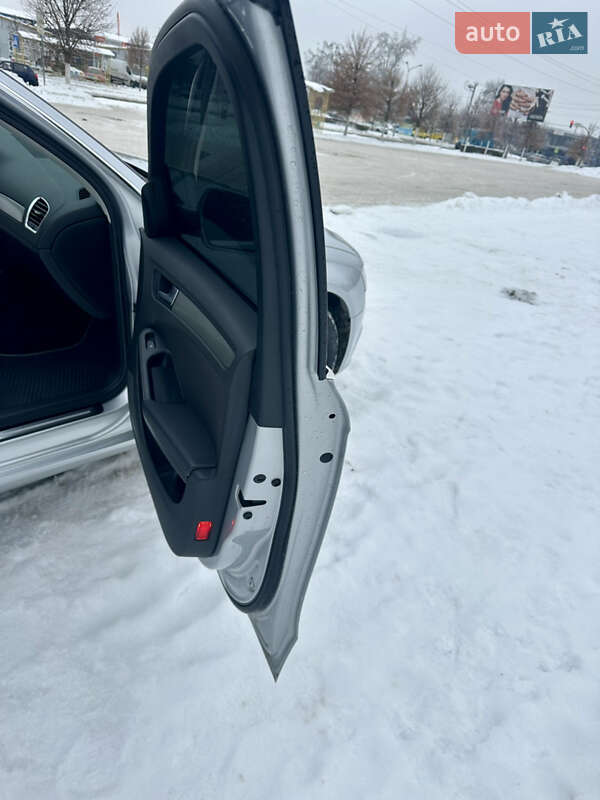 Універсал Audi A4 2011 в Бучі
